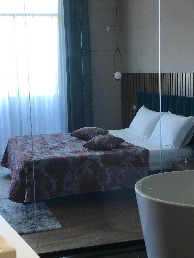 Готель Coco Тирана Екстер'єр фото